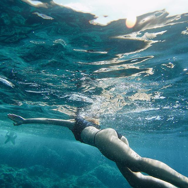 Sofia Sanchez de Betak in a bikini - ass