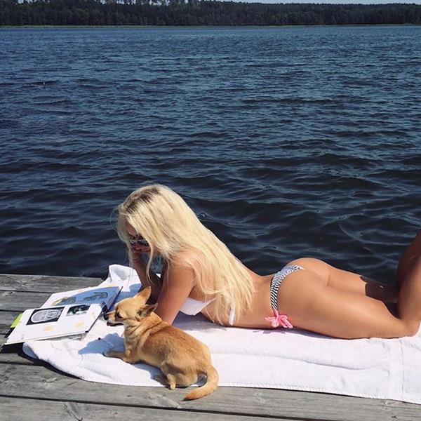 Anna Nyström in a bikini - ass
