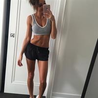 Kayla Itsines taking a selfie