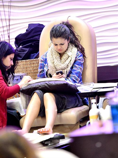 Selena Gomez in Encino 1/3/13  