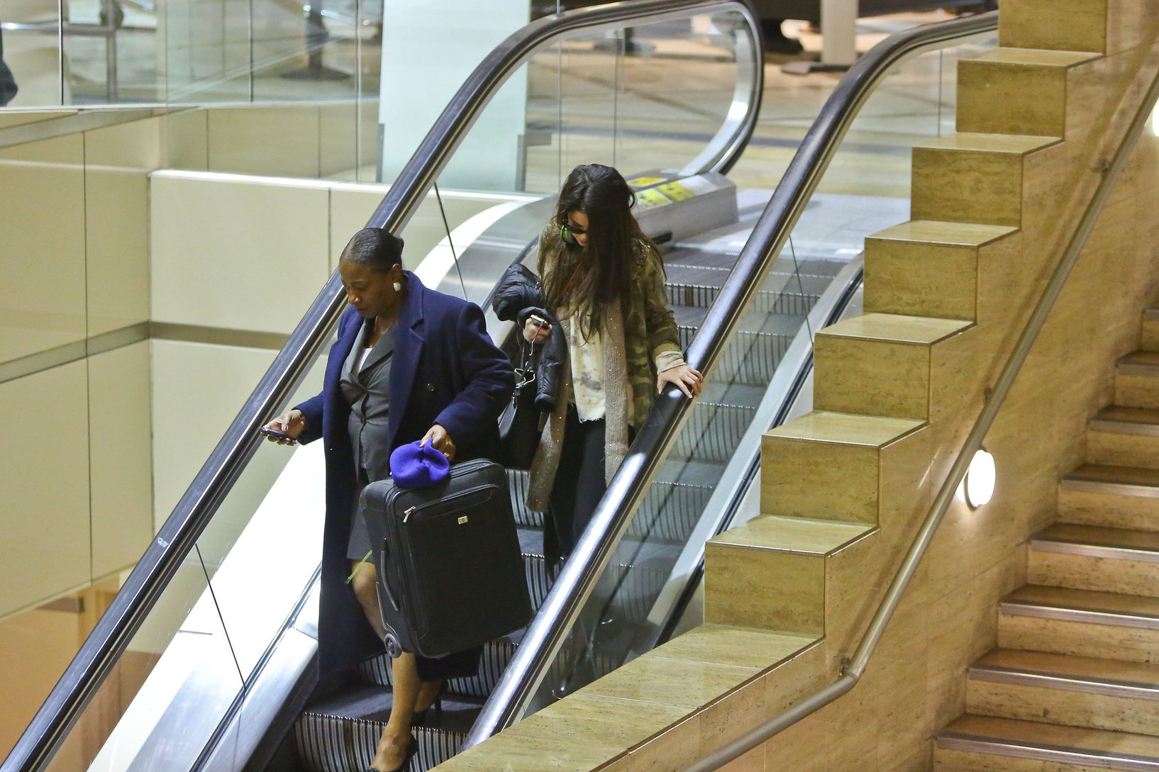 Selena Gomez – LAX airport arrival in LA 1/5/13 