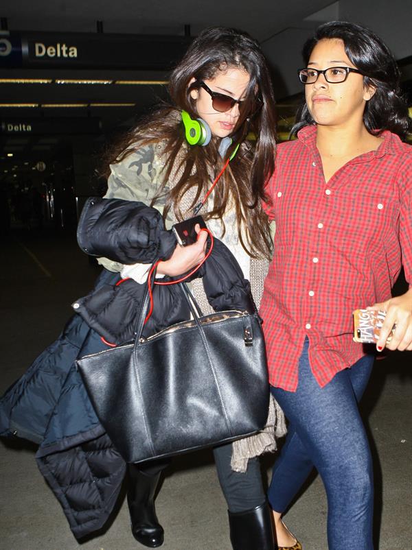 Selena Gomez – LAX airport arrival in LA 1/5/13 