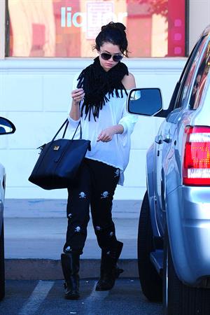 Selena Gomez out and about in Encino 1/13/13 