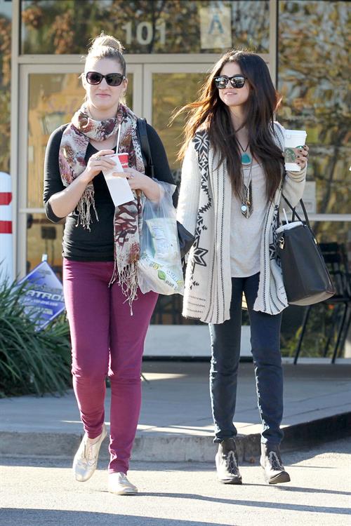 Selena Gomez Pictures Selena Gomez in Burbank January 16, 2013