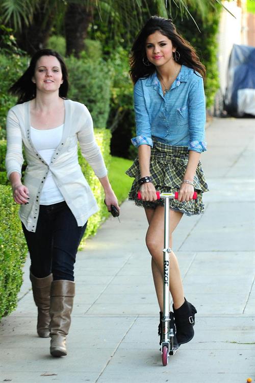 Selena Gomez Pictures Selena Gomez Walmart photoshoot