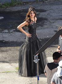 Behind the scenes of Selena Gomez's new video, 'Who Says' 