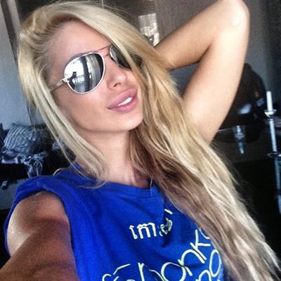 Yanita Yancheva taking a selfie