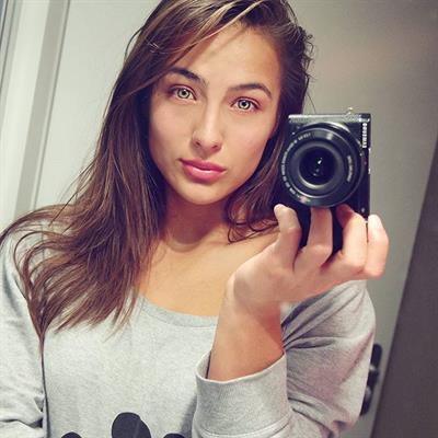 Nochtli Peralta Alvarez taking a selfie