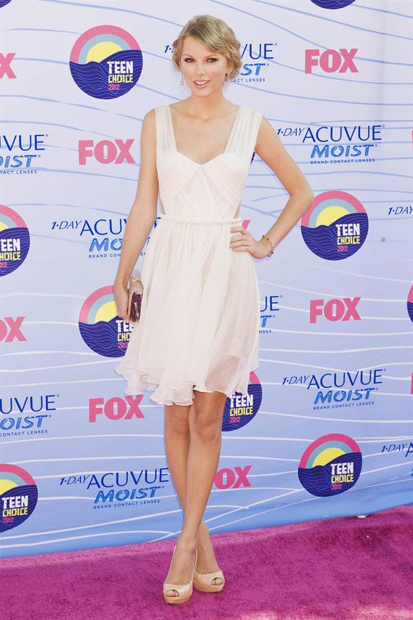 Taylor Swift at the 2012 Teen Choice Awards in Universal City July 22, 2012 