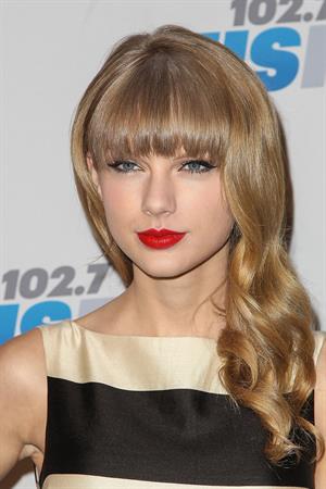 Taylor Swift at the KIIS FM 2012 Jingle Ball concert at Nokia Theatre in Los Angeles - December 1, 2012 