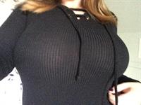 angiebeaum taking a selfie