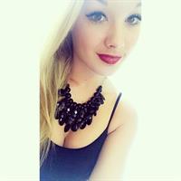 Mariah Alexis Vest taking a selfie