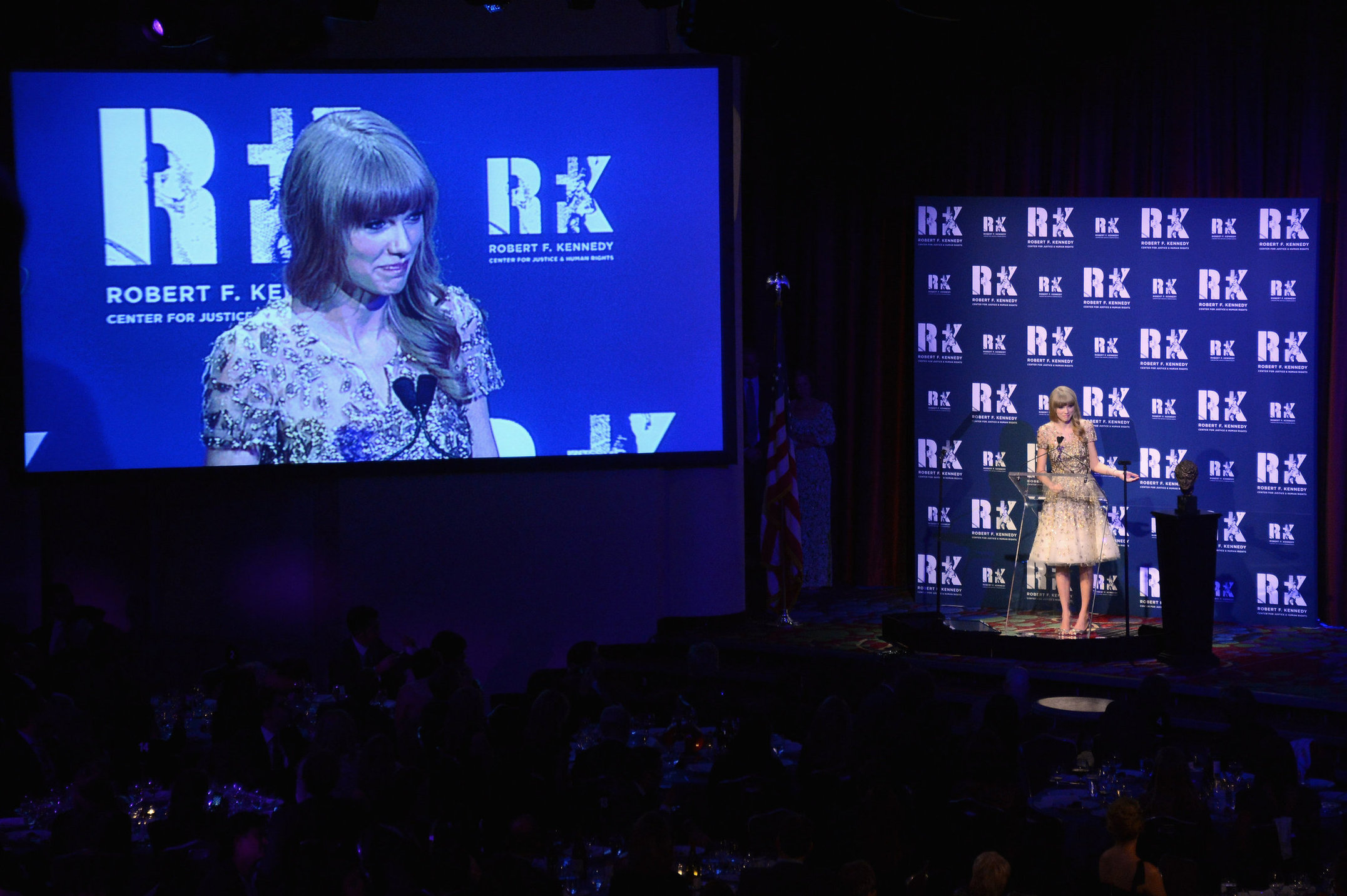 Taylor Swift Ripple of Hope Gala at The New York Marriott Marquis March 12, 2012 