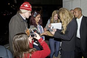 Taylor Swift goes out to dinner to Nobu on Park Lane in London October 19, 2010 