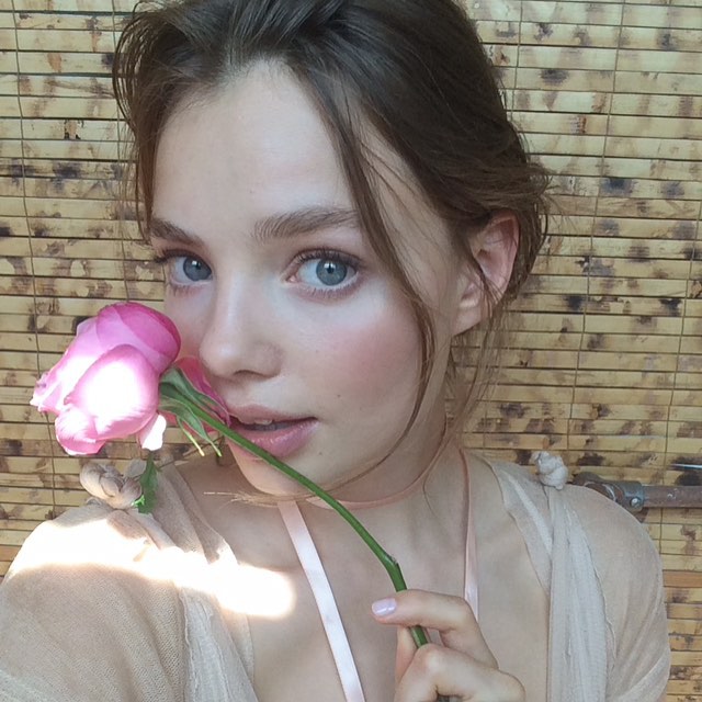 Kristine Froseth taking a selfie