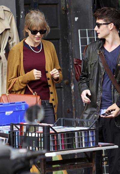 Taylor Swift out and about in London October 4, 2012 