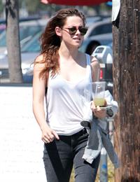 Kristen Stewart in Los Angeles (July 9, 2013) 