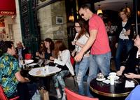 Kristen Stewart at Restaurant Le Castiglione in Paris (July 4, 2013) 