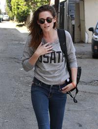 Kristen Stewart walking in Los Angeles - June 13, 2013 