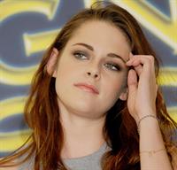 Kristen Stewart at Hollywood Foreign Press Association's Cecil B. Demille Award presentation in Beverly Hills 11/1/12