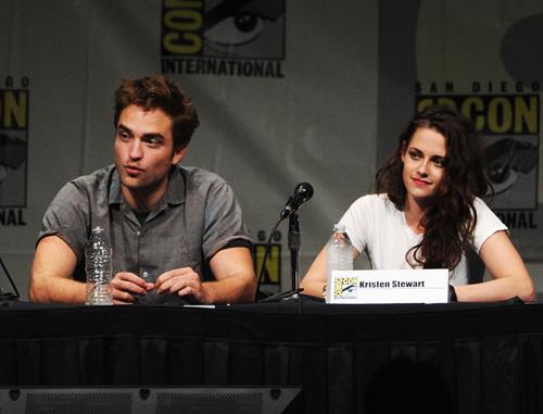 Kristen Stewart -  The Twilight Saga: Breaking Dawn - Part 2  Comic-Con Press Conference in San Diego (12 Jul 2012)