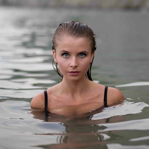 Angelika Nina Melnyk