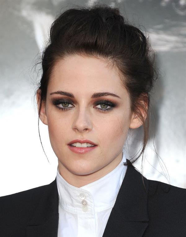 Kristen Stewart - Screening of  Snow White and the Huntsman  in Los Angeles - May 29, 2012