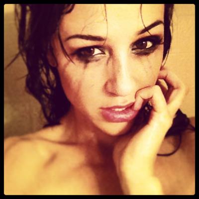 Ana Cheri taking a selfie