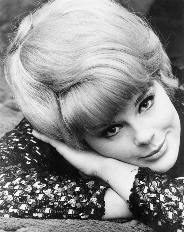 Elke Sommer
