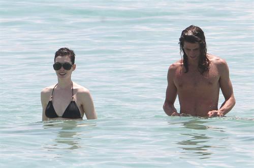 Anne Hathaway on a Beach in Miami 11 05 12 