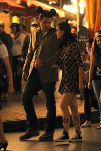 Katy Perry – candids at Disneyland in Anahiem 10/7/13  