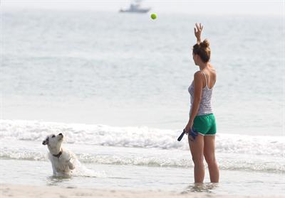 Olivia Wilde - on the beach in Wilmington,North Carolina - August 18 2012