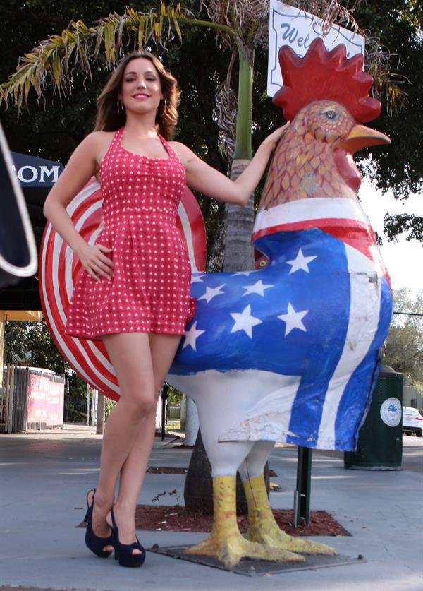 Kelly Brook - New Look Photoshoot In Miami February 4, 2013 