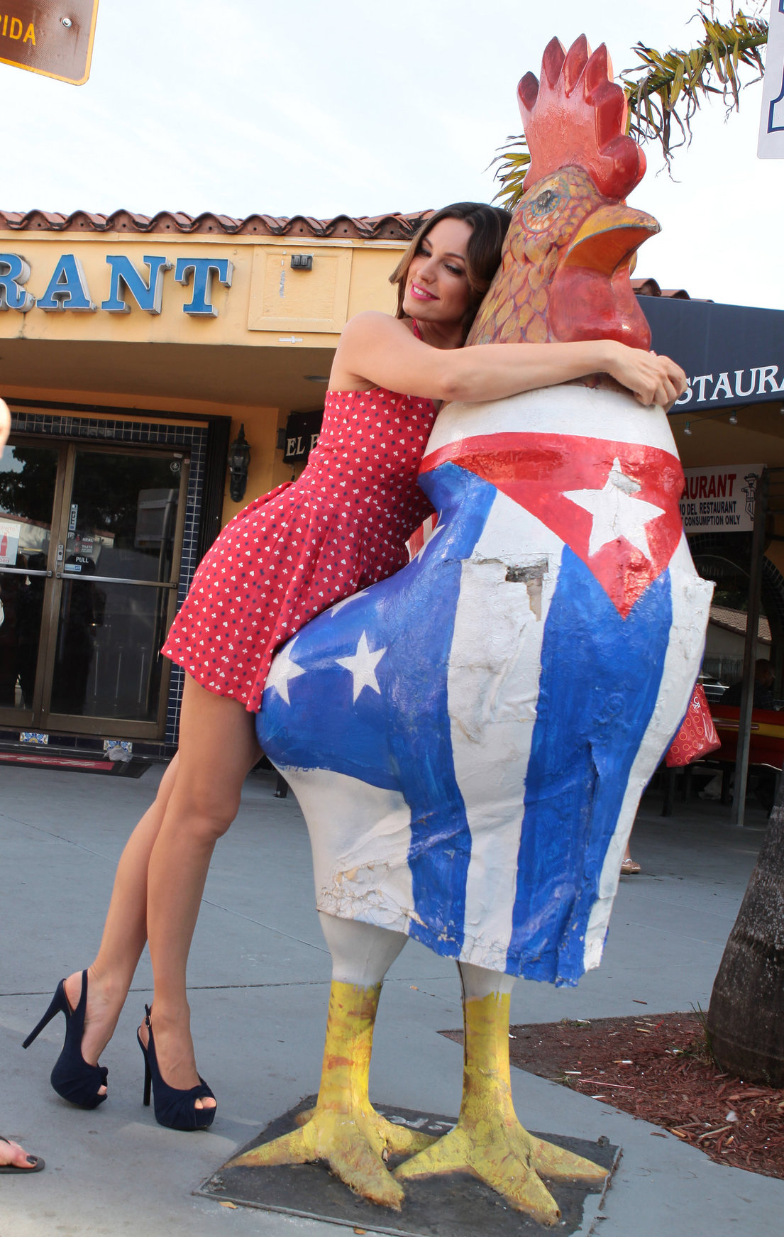 Kelly Brook - New Look Photoshoot In Miami February 4, 2013 