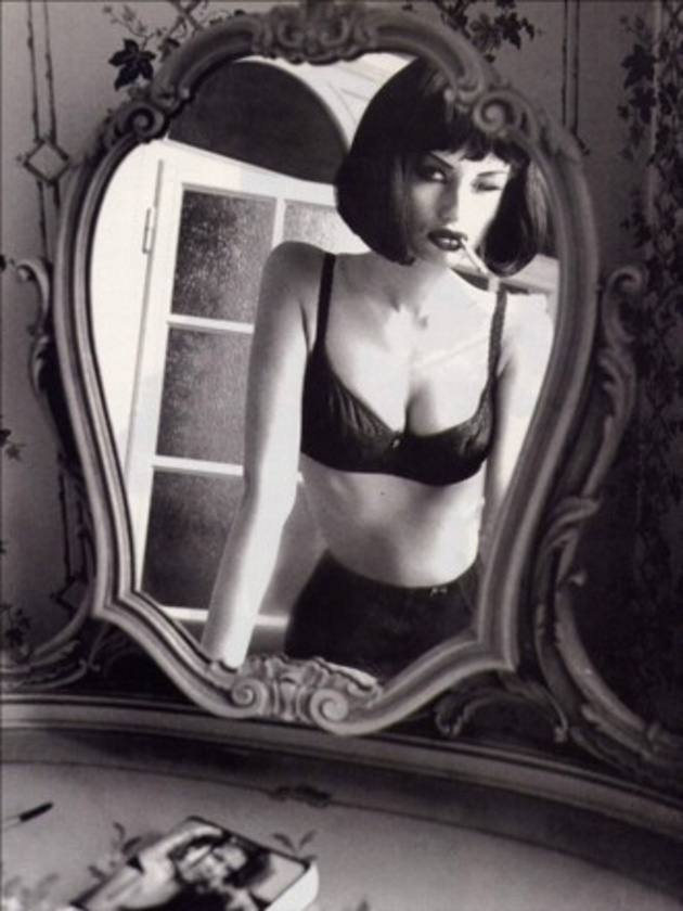 Adriana Karembeu in lingerie