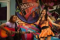 Victoria Justice Victorious S3-E22 'The Bad Roommate' stills 