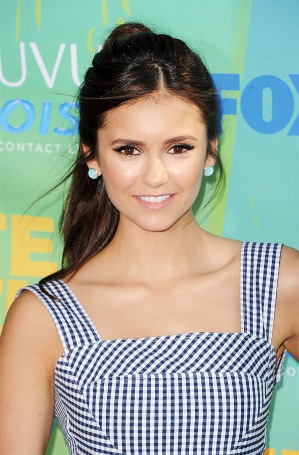 Nina Dobrev Teen Choice Awards 2011, 7-8-11 