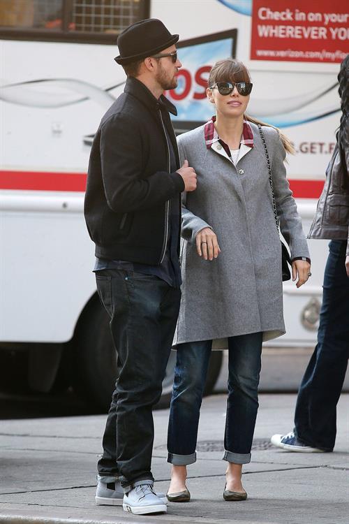 Jessica Biel Holding hands while walking in New York (November 12, 2012)  