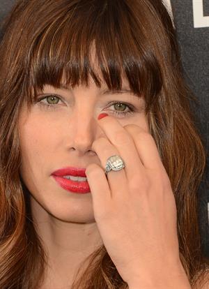 Jessica Biel poses at the Total Recall - Los Angeles Photo Call on July 28, 2012 in Beverly Hills, California