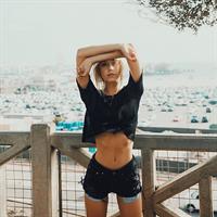 Alexis Ren Pictures Alexis Ren