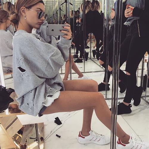 Hailey Bieber taking a selfie