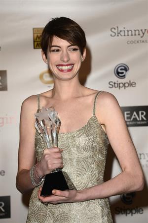 Anne Hathaway attends the Critics' Choice Movie Awards 2013 with Skinnygirl Cocktails at Barkar Hangar