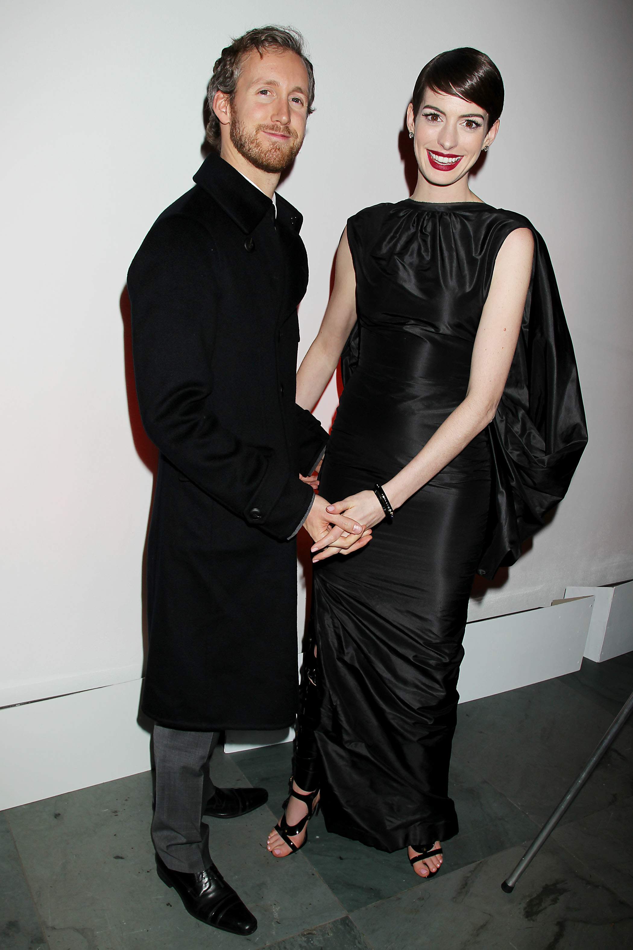 Anne Hathaway Les Miserables NY Premiere December 10-2012 