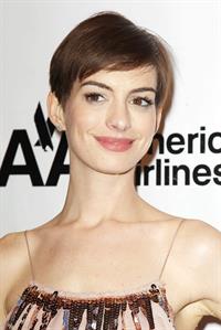 Anne Hathaway Attended the Museum of the Moving Image 27th Annual Black Tie Salute in New York Dec 11, 2012