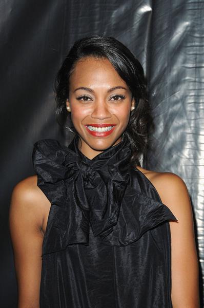 Zoe Saldana Louis Vuitton Collection during Paris Fashion Week October 7, 2009   