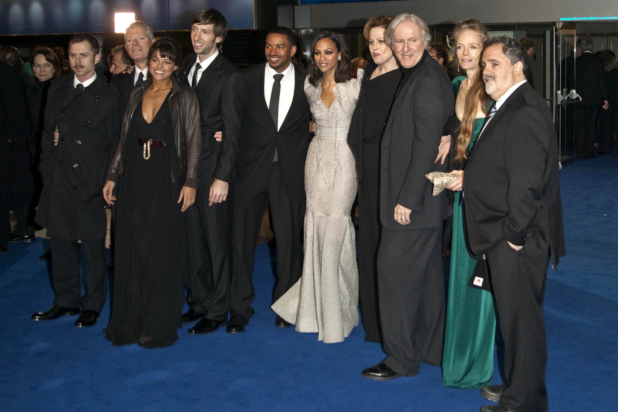 Zoe Saldana at  Avatar  World Premiere in London 10-12-2009