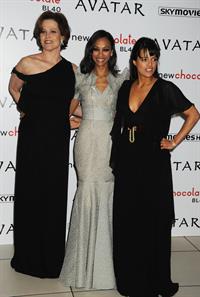 Zoe Saldana at  Avatar  World Premiere in London 10-12-2009
