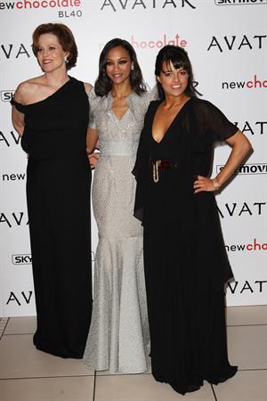 Zoe Saldana at  Avatar  World Premiere in London 10-12-2009