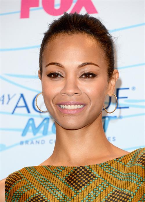 Zoe Saldana - 2012 Teen Choice Awards in Universal City (July 22, 2012)