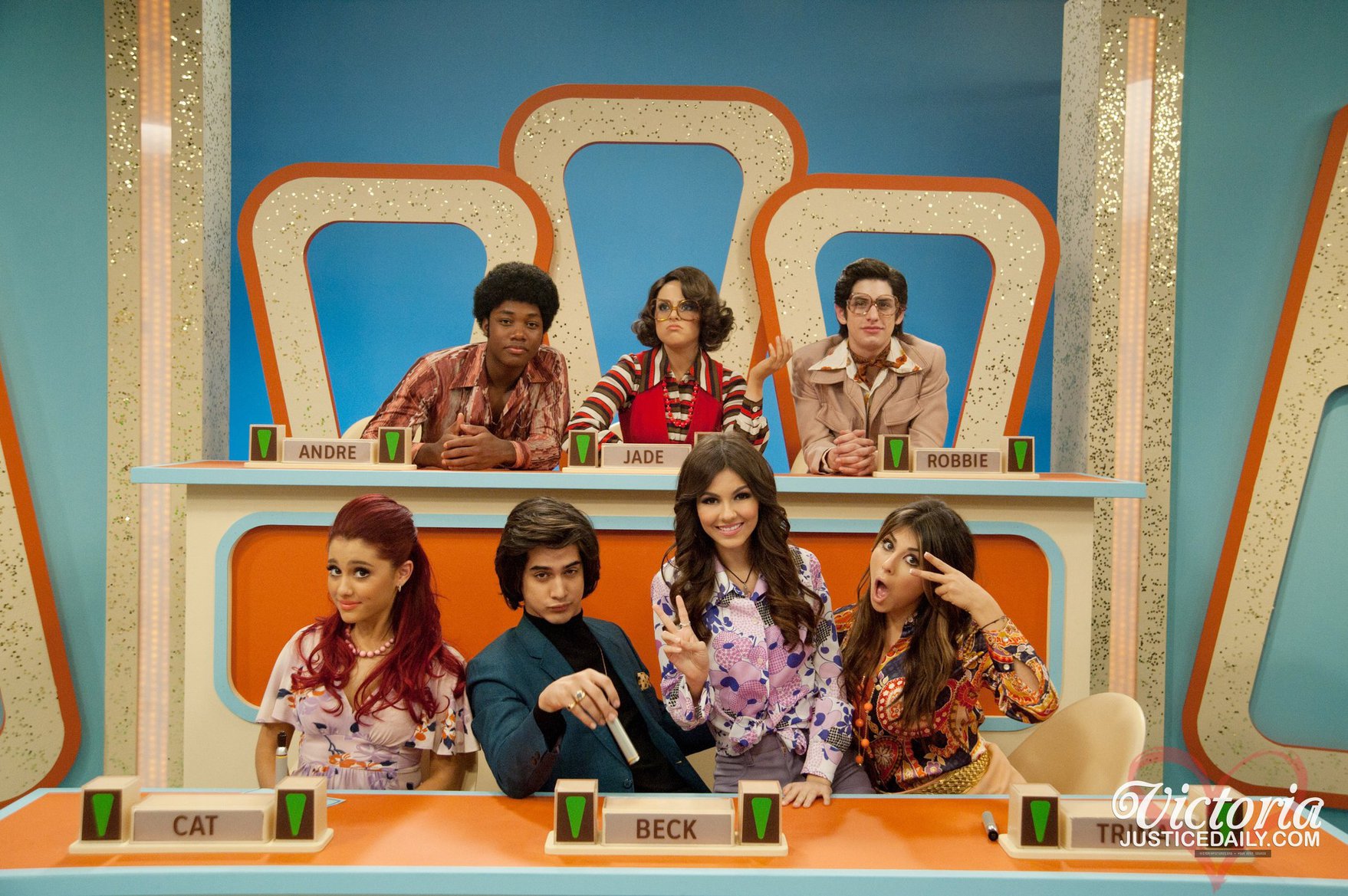 Victoria Justice Victorious Season 3-Episode 8 'April Fools' Blank' stills 